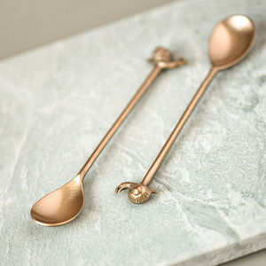 ช้อนทองเหลืองที่มีด้ามจับยาวดาวออกแบบช้อนสำหรับการออกแบบที่กำหนดเองค๊อกเทลปั่นช้อนทองเหลืองและขัดที่ดีที่สุด - Product Image 5