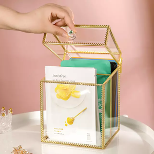 Station de rangement de maquillage de luxe, support de bureau en métal doré acrylique - Product Image 2