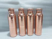 Bouteilles d'eau en cuivre pur de haute qualité, écologiques, avec couvercle personnalisable, finition haut de gamme, emballage premium, différents designs pour le camping