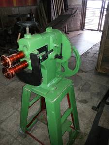 Machine à sertir motorisée, machine à rainurer, provenant d'Inde, modèle manuel et modèle à gorge profonde - Product Image 5