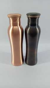 Bouteille d'eau en cuivre pur, design ergonomique incurvé, finition antique et polie, écologique, anti-fuite - Product Image 2