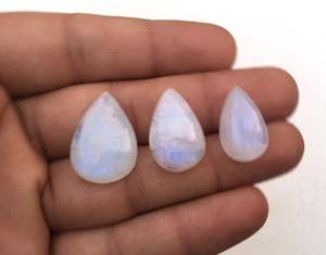 3ชิ้นธรรมชาติรุ้งมูนสโตนลูกแพร์เรียบรูปร่าง Cabochons 2020ขายส่งผู้ผลิตของแท้ที่มีคุณภาพสูง - Product Image 2