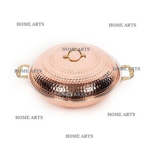 Plato para servir alimentos de cobre martillado con asas de latón Plato para servir alimentos de forma redonda de último diseño al mejor precio - Product Image 4