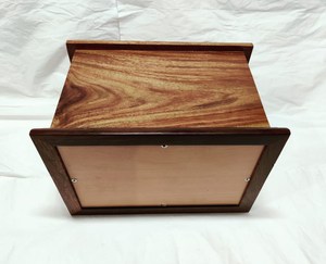 Urna Funeraria Moderna de Estilo Americano para Adultos, Acabado Natural en Madera, Suministros Funerarios a Precio Competitivo para Cenizas Humanas - Product Image 3