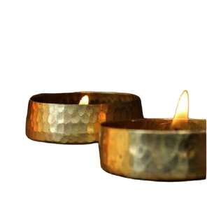 ภาชนะใส่เทียนทองแดงโบราณมีสไตล์พร้อมพื้นผิวแบบตอกเหมาะสำหรับการตกแต่งบ้านที่หรูหราและโอกาสพิเศษ - Product Image 6