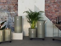 Poubelle intelligente à capteur automatique de 30 L en plastique durable avec finition élégante, parfaite pour la gestion des déchets de cuisine sans contact