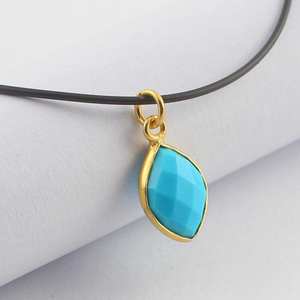 Pendentif en forme de marquise turquoise et or Vermeil Bijoux en argent sterling 9x12mm avec breloque plaquée or - Product Image 4