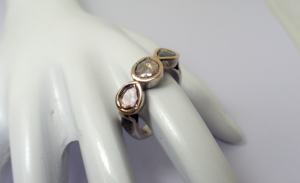 Anillo de diamante natural de Plata de Ley 925 étnico, conjunto de bisel de oro de dos tonos, joyería de patrón elegante - Product Image 2