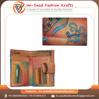 Tas Clutch Wanita Kulit Asli Tahan Lama Bergaya dari Produsen Terkemuka India 2022, Desain Mewah Multi-Warna dengan Ritsleting Modis