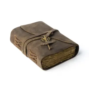 Винтажная кожаная книжка на заказ из натуральной кожи А5 с коричневой отделкой из бумаги, винтажный дневник