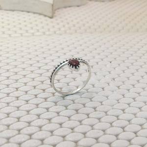 Bague tendance de haute qualité de luxe en argent sterling 925 oxydé de style ethnique avec pierre précieuse tourmaline naturelle - Product Image 4