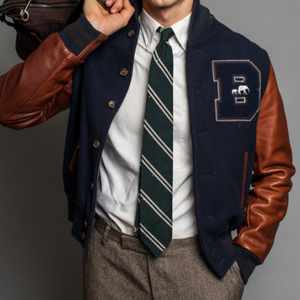 Veste universitaire personnalisée classique Slim Fit pour hommes col montant en polyester tricoté motif solide fourrure de mouton peau de vache Service OEM - Product Image 2