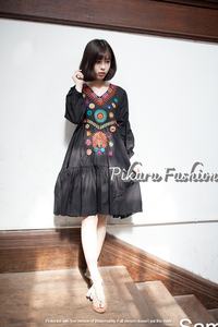 Mayorista Vestidos cortos indios para mujer Bordado floral Vestido bohemio de manga larga de verano de alta calidad para mujer en venta al por mayor - Product Image 3