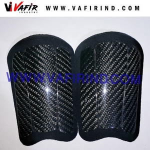 Espinilleras de Fútbol Personalizadas Más Vendidas, Espinilleras de Fútbol de Fibra de Carbono y Poliéster VI-SG057 - Product Image 2