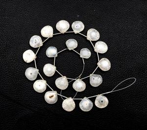 Cuentas de Briolette con forma de corazón liso de 21 piezas de alta calidad, 1 hebra de piedras preciosas de cuarzo Solar Natural, Color blanco, impresionante venta al por mayor - Product Image 3