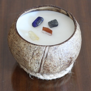 เทียนหอมกะลามะพร้าวผสมถั่วเหลือง Caro Crystal หลากสี ตกแต่งบ้าน - Product Image 1
