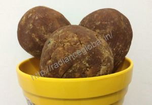 Jaggery de caña de azúcar fresco de grado superior, color amarillo claro, comestible, de Tamil Nadu - Product Image 3