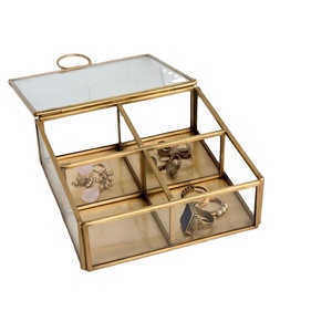 Or Verre Élégante boîte à bijoux en verre - Product Image 1