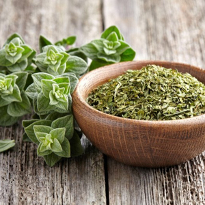 Huile essentielle d'origan pure, distillée à la vapeur à partir de feuilles d'origan, certifiée GMP, jaune pâle - Product Image 1