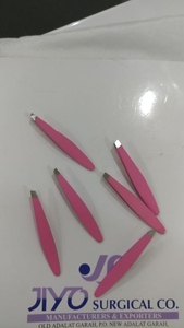 Mini pince à épiler certifiée CDE ISO pince à épiler compacte à pointe oblique de précision pour la mise en forme des sourcils et l'utilisation de la beauté des voyages - Product Image 6