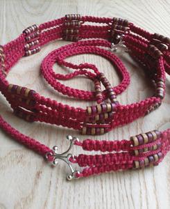 Hermosos cinturones de macramé hechos a mano para mujeres - Product Image 1