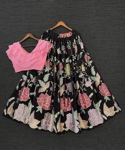 À la mode Georgette beau haut imprimé avec Lehenga fête porter prix de gros Textile vêtement Surat Gujarat ethnique - Product Image 1