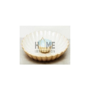 Bandeja de Servicio de Latón de Lujo con Ramas Doradas y Esmalte Blanco - Product Image 3