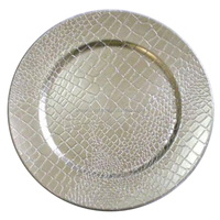Plaque de chargement classique bordure en relief argent fini assiette de chargement plats assiettes