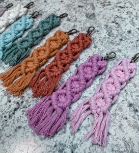 พวงกุญแจมาคราเม่สุดฮิต/พวงกุญแจ - Product Image 1