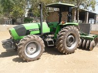 Tractor Agrícola Agrolux 75 Profiline de 3000 CC, Servicio Pesado, 2WD/4WD, Dirección Asistida Hidrostática, Motor de 75 HP/80 HP, India