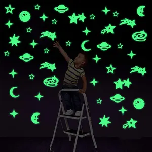 Özel kesim kesim yıldız işıltılı duvar Sticker Glow koyu