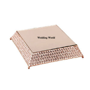 Soporte de metal para tartas chapado en oro hecho a mano diseñador al por mayor soporte para tartas forma redonda vajilla venta al por mayor soporte para tartas - Product Image 3