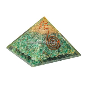 Pyramide d'orgone en spirale verte de Jade, vente en gros - Product Image 1