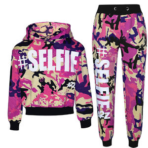 Conjunto Deportivo Personalizable Unisex de Corte Ajustado, Cortavientos, de Secado Rápido para Invierno, Transpirable, con Sudadera con Capucha y Pantalones Deportivos - Product Image 3