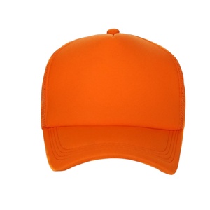 Sombreros a granel para hombre, diferentes tipos de diseños, gorras Snapback, color blanco - Product Image 1