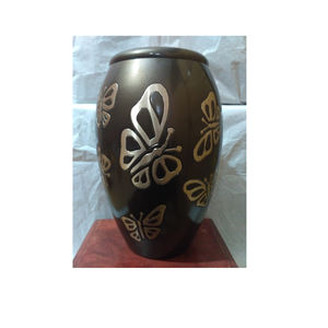 URNE PAPILLON BRUN POUR LES CENDRES HUMAINES Fournitures funéraires BRASSWORLD INDE - Product Image 1