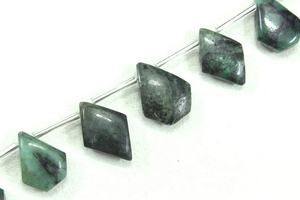 Cuentas de Briolette con forma de Esmeralda verde Natural, 10 unidades - Product Image 3