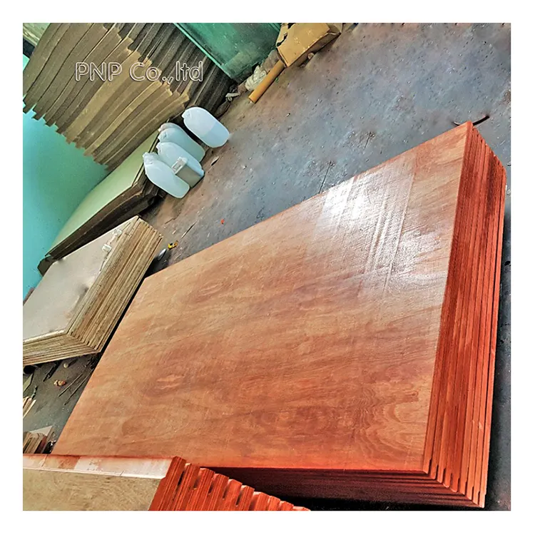Top selected supplier 28mm apitong container flooring plywood with high quality good price