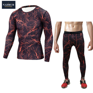 Ensemble de compression sportive pour hommes pour la course à pied, la gym, la musculation, l'entraînement - Pantalon et chemise légers en polyester/coton - Product Image 5