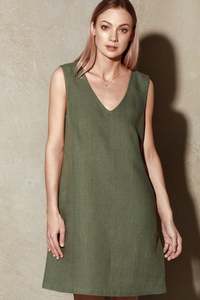 ชุดเดรสผู้หญิงทรงเข้ารูป แขนกุด คอวี ผ้าเครปสีกากี ดีไซน์ทันสมัย ลวดลายปัก  ความยาวระดับเข่า สำหรับสาวเซ็กซี่ - Product Image 2