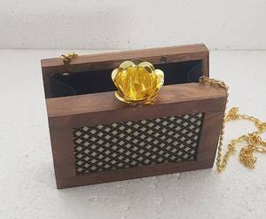 Luxury Brown Wood Natural Finish Clutch Bag Resin <b>Handbag</b> With Frame Pattern <b>for</b> Daily Use <b>Wedding</b> Party Bag - Product Image 2