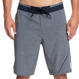 กางเกงขาสั้นวิ่งสำหรับผู้ชายวัสดุระบายอากาศน้ำหนักเบา - Product Image 4