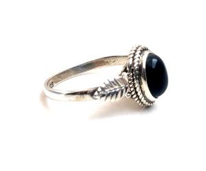 Anillo de regalo de aniversario con bisel de piedras preciosas de ónix negro bohemio de Plata de Ley 92,5 para mujer - Product Image 2