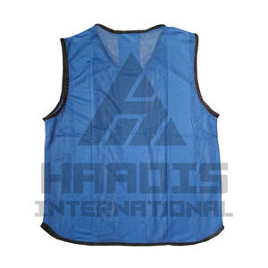 Baberos de la mejor calidad Chaleco deportivo de fútbol superventas Baberos de fútbol de entrenamiento de malla Uniformes de fútbol para jóvenes Uniforme de fútbol - Product Image 2