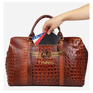 Sac de voyage Weekender en cuir véritable pour transporter différents accessoires 2023 New Style Women Crocodile Grain Pattern Duffle Bag - Product Image 6