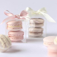 Boîte d'emballage cadeau de macaron carré en PET personnalisé de luxe Boîte en plastique de macaron transparent Poudre libre Dessert Blush Gâteau Fleur Bonbons