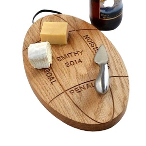 Planche à découper avec logo personnalisé Bloc à découper en bois d'arbre naturel fait maison Nouveau style tendance de planche à fromage pour la cuisine - Product Image 4
