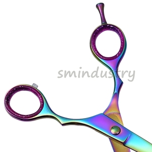 Ciseaux de barbier professionnels vente en gros, 5,5 pouces, en acier inoxydable 440C, avec repose-doigt réglable (SC07) - Product Image 3