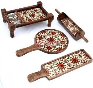 Nouveauté : Plateau de service Khatiya en bois de manguier fait main, collection Maaz, émaillé, style antique, personnalisable - Product Image 5