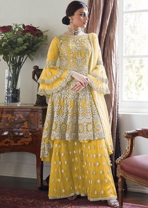 -LATEST---DESIGNER---NEW--DECENT--EMBROIDERY SUR FLOOR-LENGTH--FOR Parti porter-robe avec applications pour la Fête/Mariage = 2021. - Product Image 2